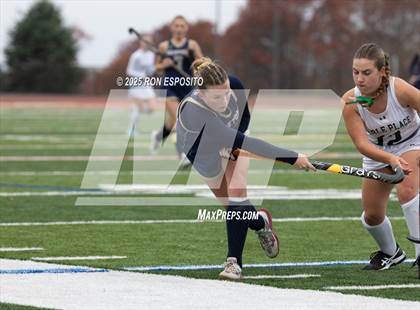 Thumbnail 3 in Bayport Blue Point vs Carle Place (NYSPHSAA Class C Quarterfinals) photogallery.
