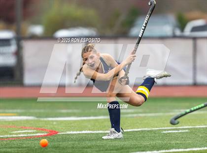 Thumbnail 1 in Bayport Blue Point vs Carle Place (NYSPHSAA Class C Quarterfinals) photogallery.