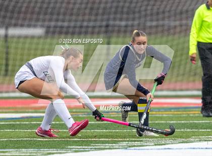 Thumbnail 3 in Bayport Blue Point vs Carle Place (NYSPHSAA Class C Quarterfinals) photogallery.