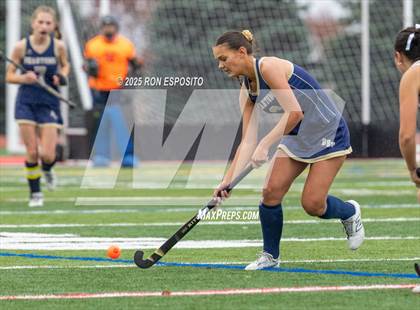 Thumbnail 3 in Bayport Blue Point vs Carle Place (NYSPHSAA Class C Quarterfinals) photogallery.