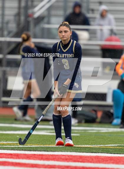 Thumbnail 3 in Bayport Blue Point vs Carle Place (NYSPHSAA Class C Quarterfinals) photogallery.