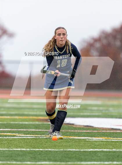 Thumbnail 2 in Bayport Blue Point vs Carle Place (NYSPHSAA Class C Quarterfinals) photogallery.