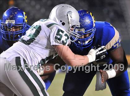 Thumbnail 1 in De La Salle vs. Crenshaw (CIF State Open Division Final) photogallery.