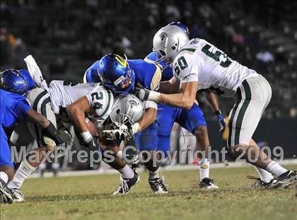 Thumbnail 3 in De La Salle vs. Crenshaw (CIF State Open Division Final) photogallery.