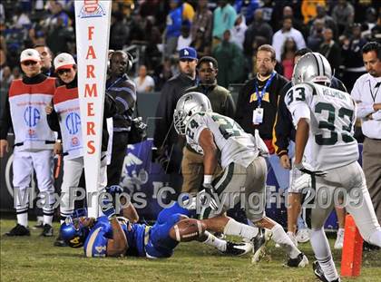 Thumbnail 1 in De La Salle vs. Crenshaw (CIF State Open Division Final) photogallery.