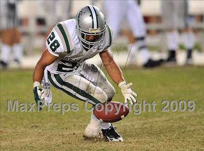 Thumbnail 3 in De La Salle vs. Crenshaw (CIF State Open Division Final) photogallery.