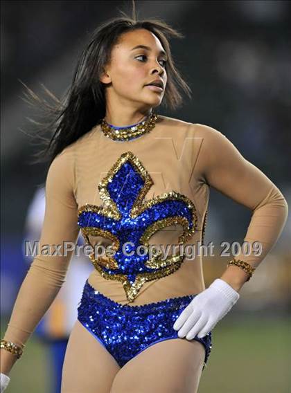 Thumbnail 3 in De La Salle vs. Crenshaw (CIF State Open Division Final) photogallery.