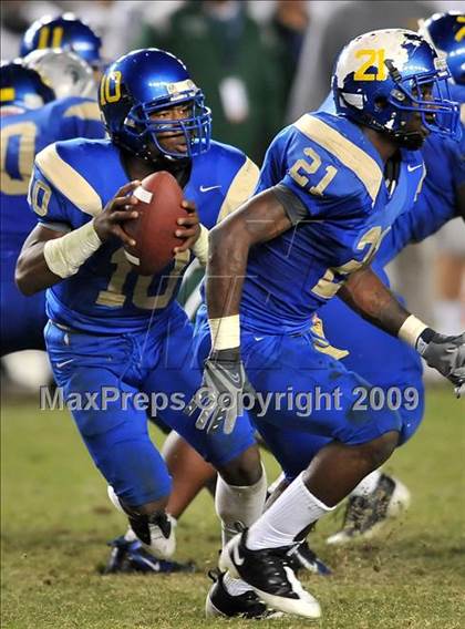 Thumbnail 3 in De La Salle vs. Crenshaw (CIF State Open Division Final) photogallery.
