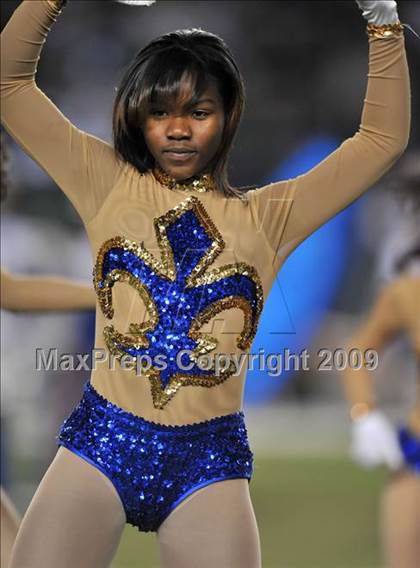 Thumbnail 2 in De La Salle vs. Crenshaw (CIF State Open Division Final) photogallery.