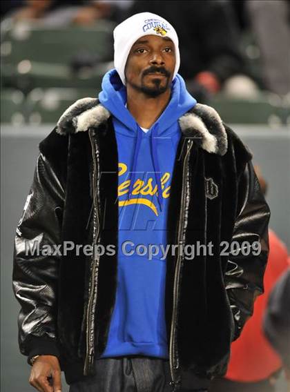Thumbnail 2 in De La Salle vs. Crenshaw (CIF State Open Division Final) photogallery.