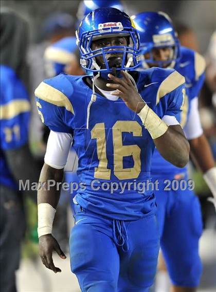 Thumbnail 2 in De La Salle vs. Crenshaw (CIF State Open Division Final) photogallery.