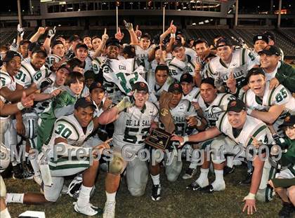 Thumbnail 3 in De La Salle vs. Crenshaw (CIF State Open Division Final) photogallery.