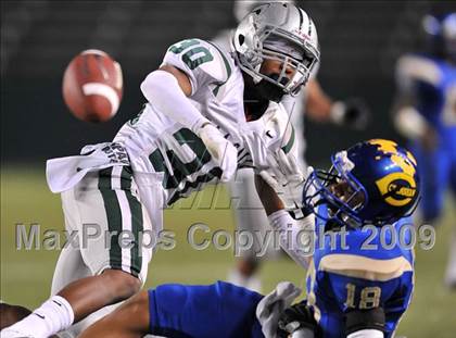 Thumbnail 2 in De La Salle vs. Crenshaw (CIF State Open Division Final) photogallery.