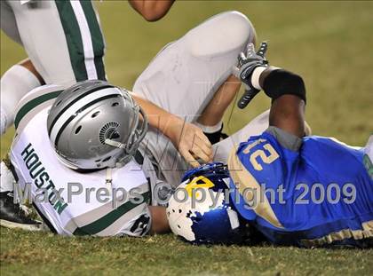 Thumbnail 2 in De La Salle vs. Crenshaw (CIF State Open Division Final) photogallery.