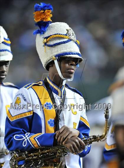Thumbnail 3 in De La Salle vs. Crenshaw (CIF State Open Division Final) photogallery.
