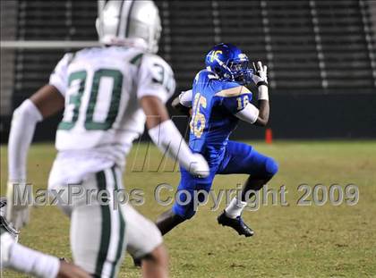 Thumbnail 3 in De La Salle vs. Crenshaw (CIF State Open Division Final) photogallery.