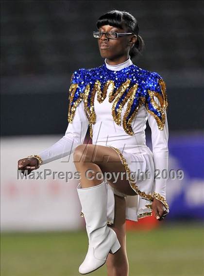 Thumbnail 3 in De La Salle vs. Crenshaw (CIF State Open Division Final) photogallery.