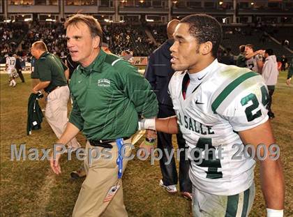 Thumbnail 2 in De La Salle vs. Crenshaw (CIF State Open Division Final) photogallery.