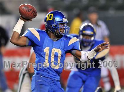Thumbnail 2 in De La Salle vs. Crenshaw (CIF State Open Division Final) photogallery.