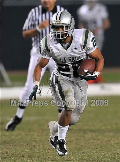 Thumbnail 2 in De La Salle vs. Crenshaw (CIF State Open Division Final) photogallery.
