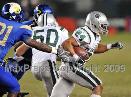 Thumbnail 1 in De La Salle vs. Crenshaw (CIF State Open Division Final) photogallery.