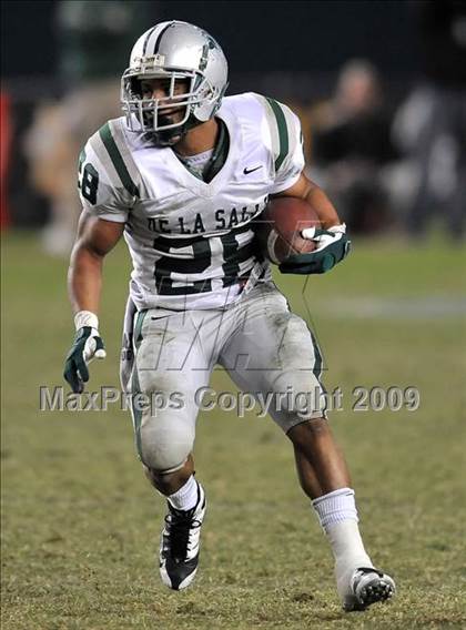 Thumbnail 3 in De La Salle vs. Crenshaw (CIF State Open Division Final) photogallery.