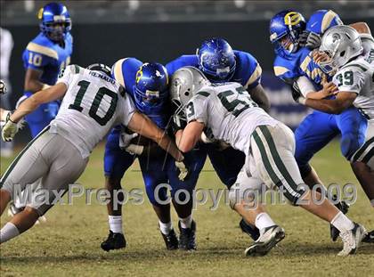 Thumbnail 1 in De La Salle vs. Crenshaw (CIF State Open Division Final) photogallery.