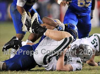 Thumbnail 1 in De La Salle vs. Crenshaw (CIF State Open Division Final) photogallery.