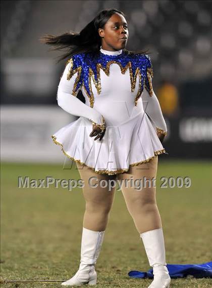Thumbnail 1 in De La Salle vs. Crenshaw (CIF State Open Division Final) photogallery.