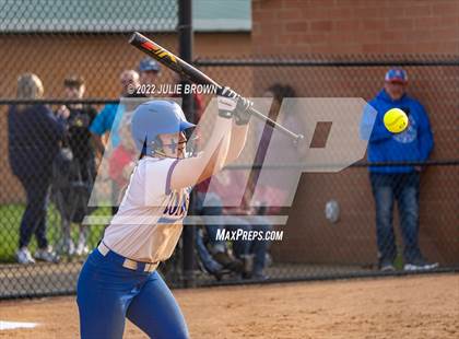 Thumbnail 3 in Penn vs. Roncalli (Carmel Invitational) photogallery.
