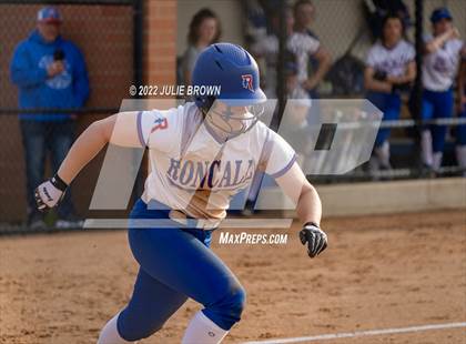 Thumbnail 1 in Penn vs. Roncalli (Carmel Invitational) photogallery.
