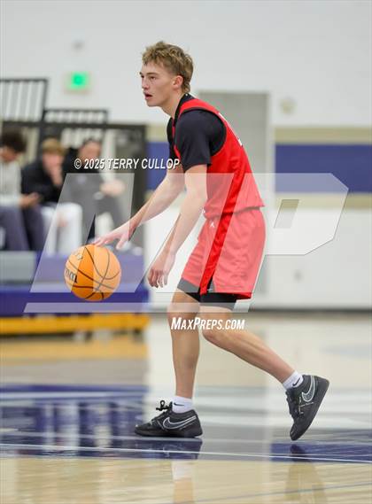 Thumbnail 3 in American Fork vs. Highland (Corner Canyon Tournament of Champions) photogallery.