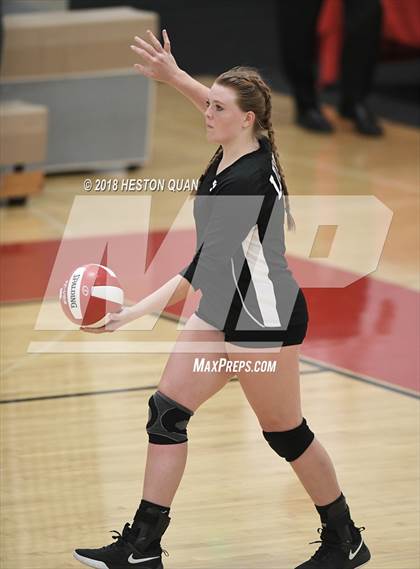 Thumbnail 3 in JSerra Catholic @ Orange Lutheran photogallery.