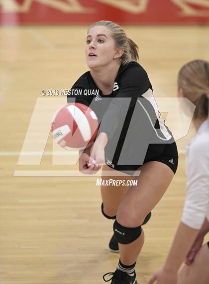Thumbnail 3 in JSerra Catholic @ Orange Lutheran photogallery.