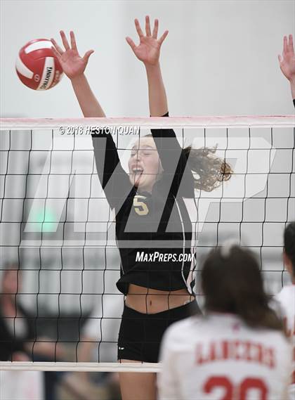 Thumbnail 1 in JSerra Catholic @ Orange Lutheran photogallery.