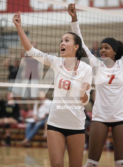 Thumbnail 1 in JSerra Catholic @ Orange Lutheran photogallery.