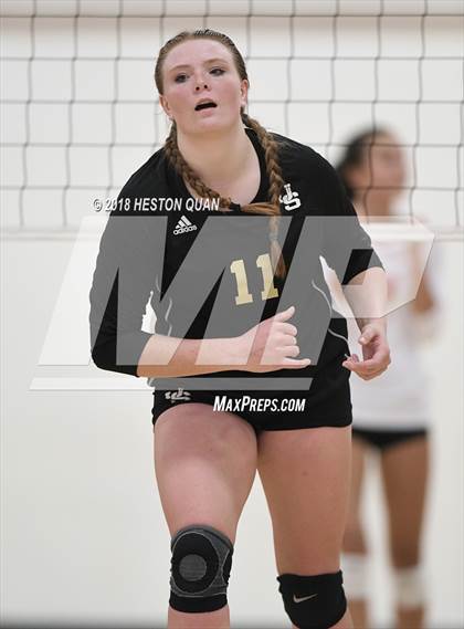 Thumbnail 3 in JSerra Catholic @ Orange Lutheran photogallery.