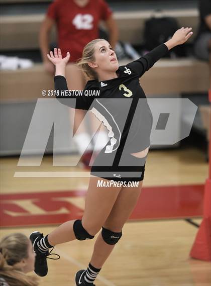 Thumbnail 2 in JSerra Catholic @ Orange Lutheran photogallery.