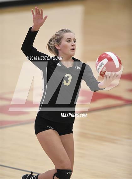 Thumbnail 2 in JSerra Catholic @ Orange Lutheran photogallery.