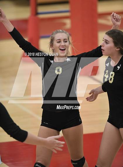 Thumbnail 1 in JSerra Catholic @ Orange Lutheran photogallery.