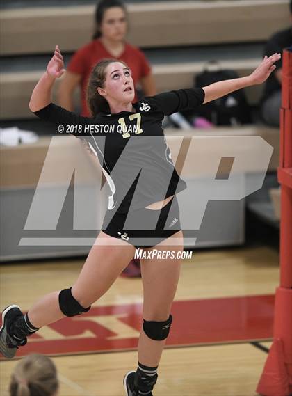 Thumbnail 3 in JSerra Catholic @ Orange Lutheran photogallery.