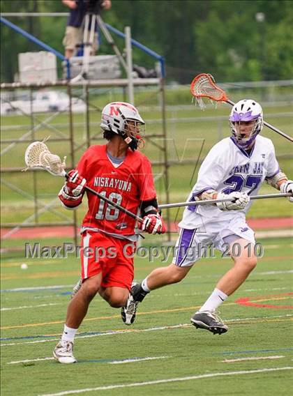 Thumbnail 2 in John Jay vs. Niskayuna (NYSPHSAA Class B 1st Round) photogallery.