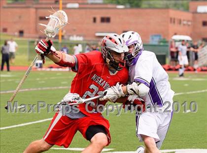 Thumbnail 3 in John Jay vs. Niskayuna (NYSPHSAA Class B 1st Round) photogallery.