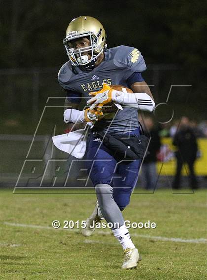 Thumbnail 2 in Hendersonville @ Independence (TSSAA Division I Class 5A 2nd Round) photogallery.