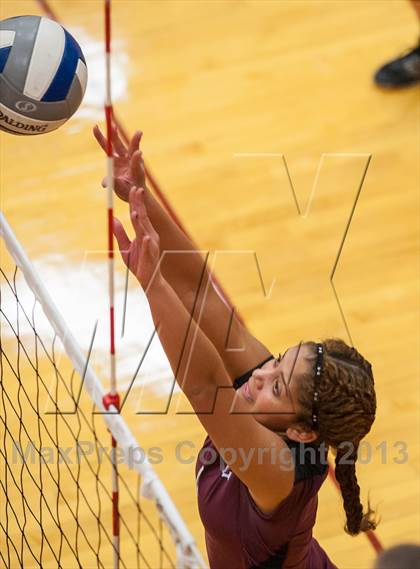 Thumbnail 3 in East Lyme vs Frontier Regional (2013 Volleyhall Classic) photogallery.