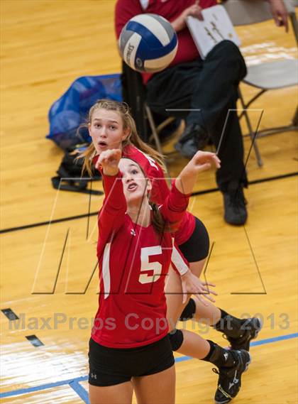 Thumbnail 1 in East Lyme vs Frontier Regional (2013 Volleyhall Classic) photogallery.