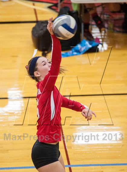 Thumbnail 1 in East Lyme vs Frontier Regional (2013 Volleyhall Classic) photogallery.
