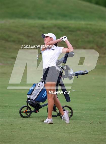 Thumbnail 2 in UIL Golf 5A Region 4 District 31 Tournament photogallery.