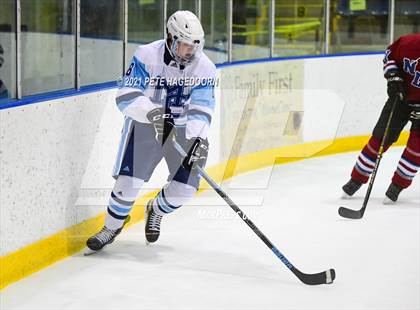 Thumbnail 1 in Newton/Lenape @ Morris Catholic photogallery.