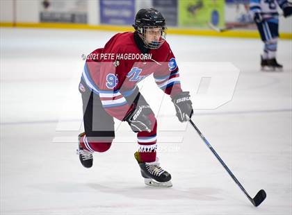 Thumbnail 1 in Newton/Lenape @ Morris Catholic photogallery.